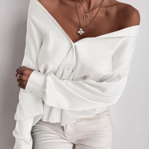 BellanBlue Tops - Satin White silky button up Boyfriend Work minimalist
